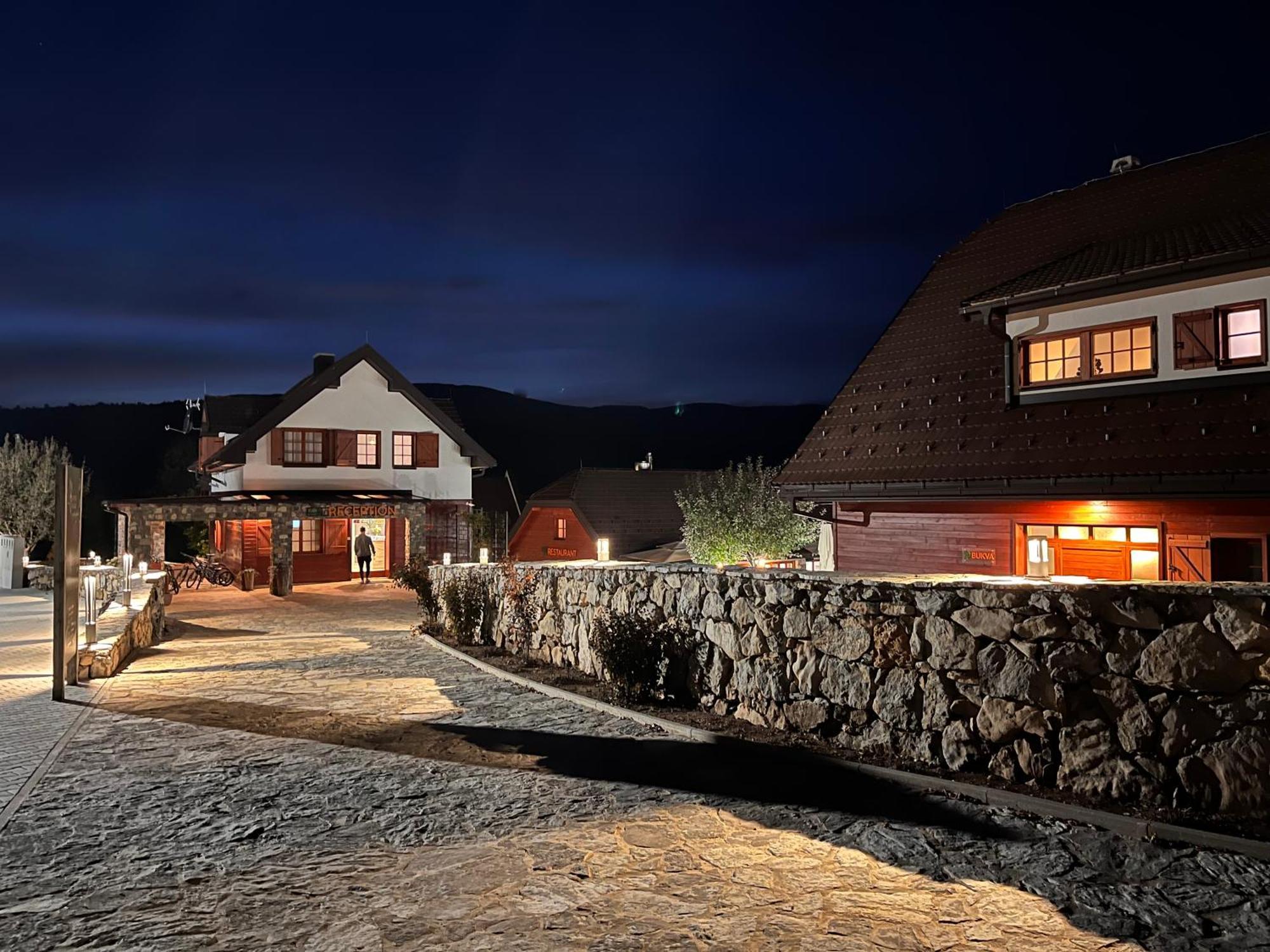 Plitvice Village كورينيتسا المظهر الخارجي الصورة